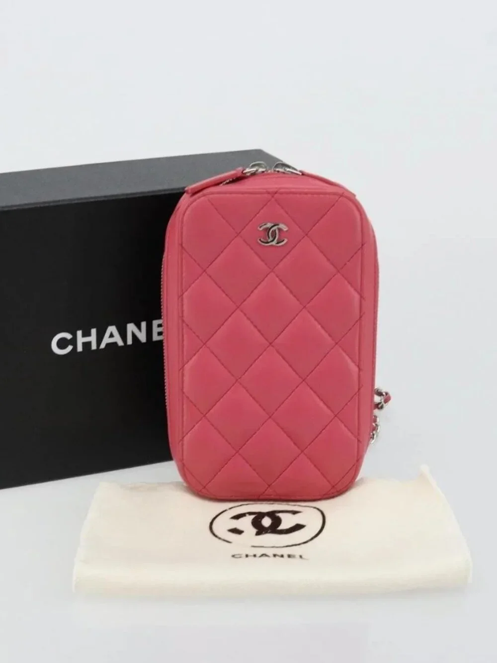 CHANEL Phone Pouch Lamb Skin Pink Silver CC Auth ka4502M